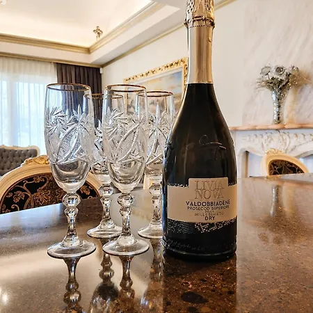 Vila Luxury, Lido Di