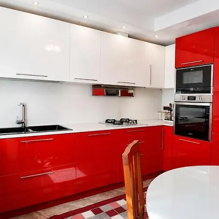 Vila Luxury, Lido Di *