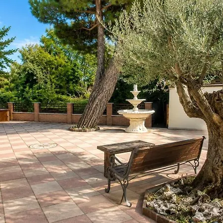 Luxury, Lido Di * Benátky