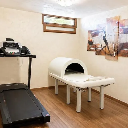 Villa Luxury, Lido Di