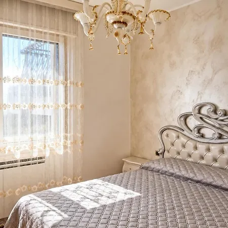 Vila Luxury, Lido Di Benátky