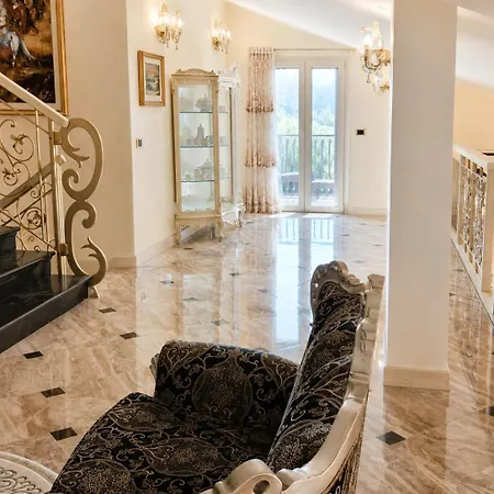 Vila Luxury, Lido Di Benátky